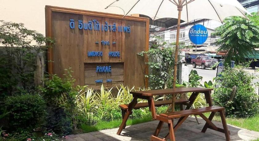 The Indigo House Phrae Hotel Eksteriør billede